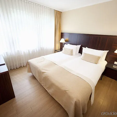 Bilderberg Kasteel Vaalsbroek 4*