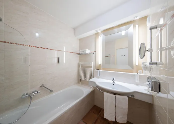 Hotel Bilderberg Kasteel Vaalsbroek 4*