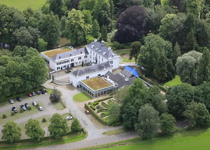 Hotel Bilderberg Kasteel Vaalsbroek 4*