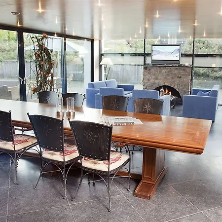 Bilderberg Kasteel Vaalsbroek 4* Валс