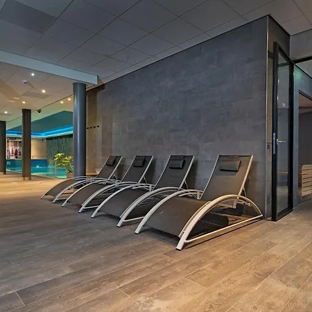 Bilderberg Kasteel Vaalsbroek Отель